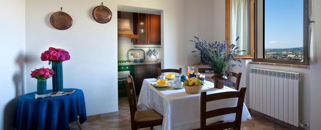 Agriturismo Fiordaliso Треви Экстерьер фото