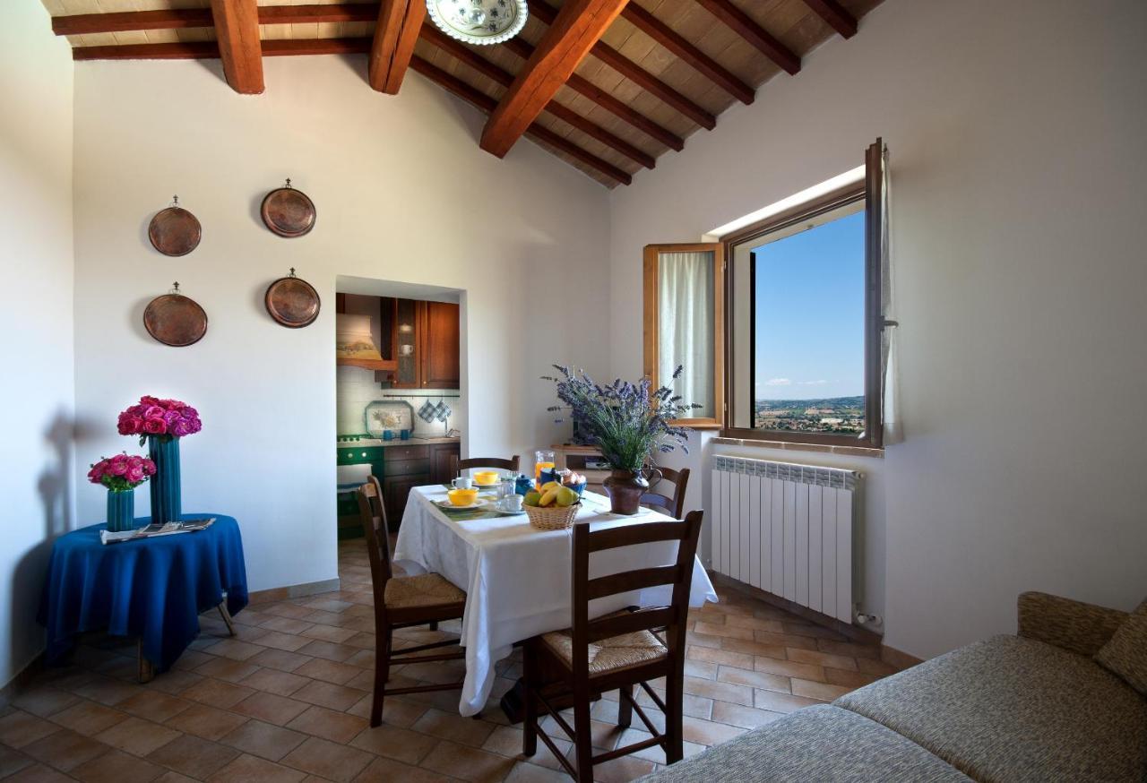Agriturismo Fiordaliso Треви Экстерьер фото