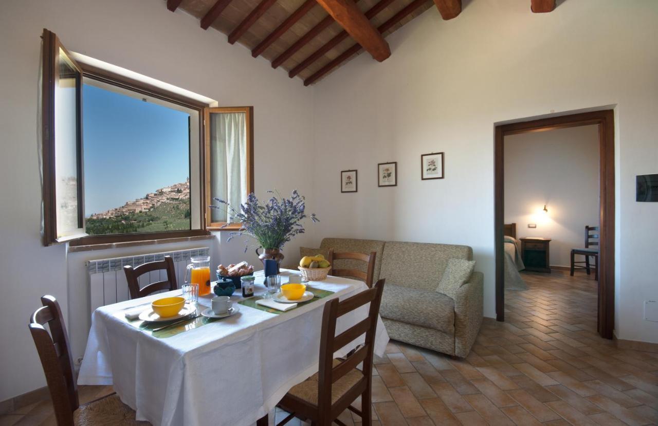 Agriturismo Fiordaliso Треви Экстерьер фото